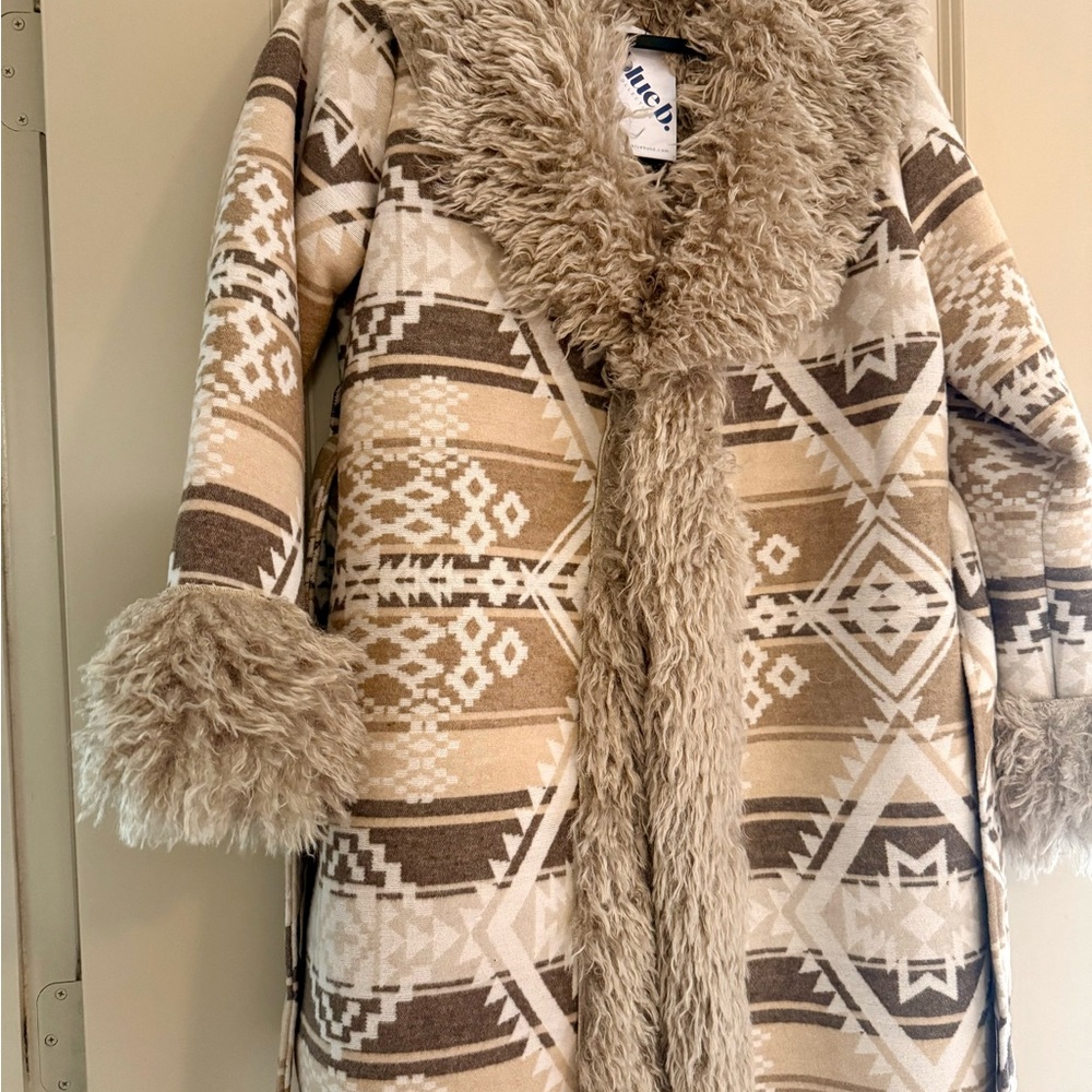 Michele Beige Patterned Faux Fur Trim Coat